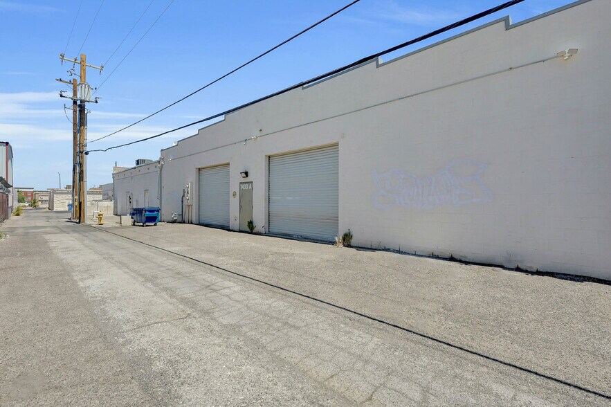 More Photos Of 1433 N Boulder Hwy, Henderson Freestanding For Sale