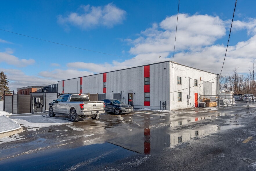 Primary Photo Of 2550 Del Zotto Av, Ottawa Industrial For Sale