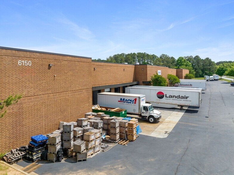 More Photos Of 6150 Lagrange Blvd SW, Atlanta Warehouse For Lease