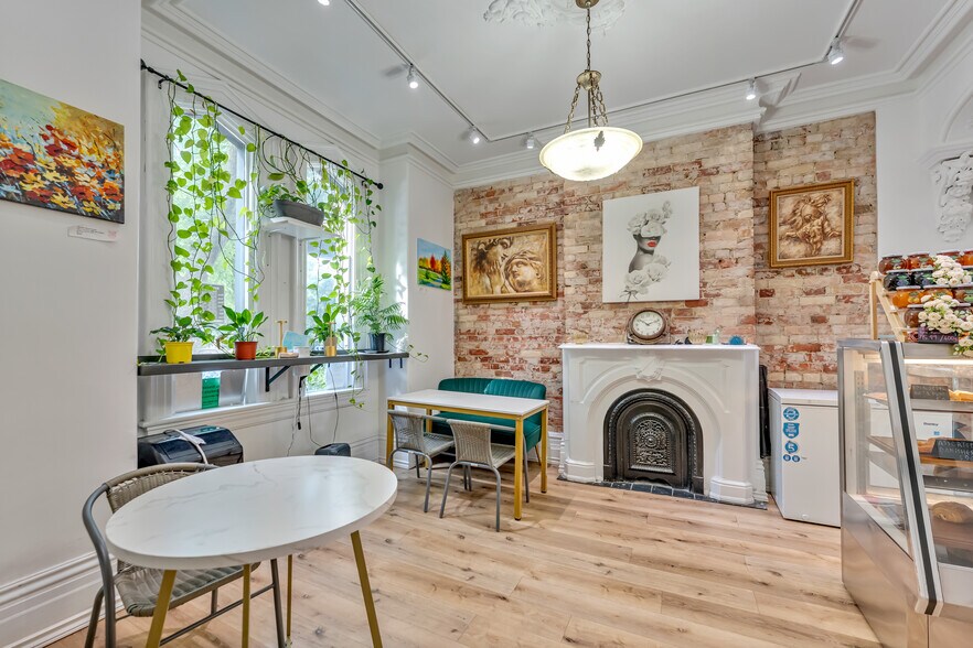 Primary Photo Of 290 E Gerrard St, Toronto Apartments For Sale