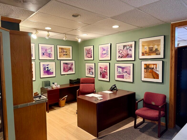 More Photos Of 8811 NE Sandy Blvd, Portland Freestanding For Sale