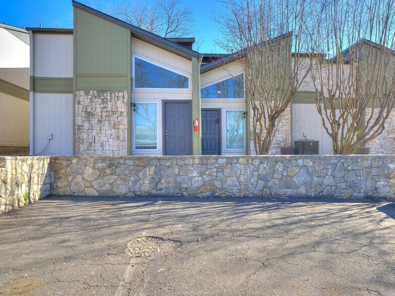 More Photos Of 100 Lorenz Rd, San Antonio Apartments For Sale