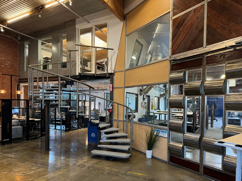 More Photos Of 14105 S Avalon Blvd, Los Angeles Industrial For Sale