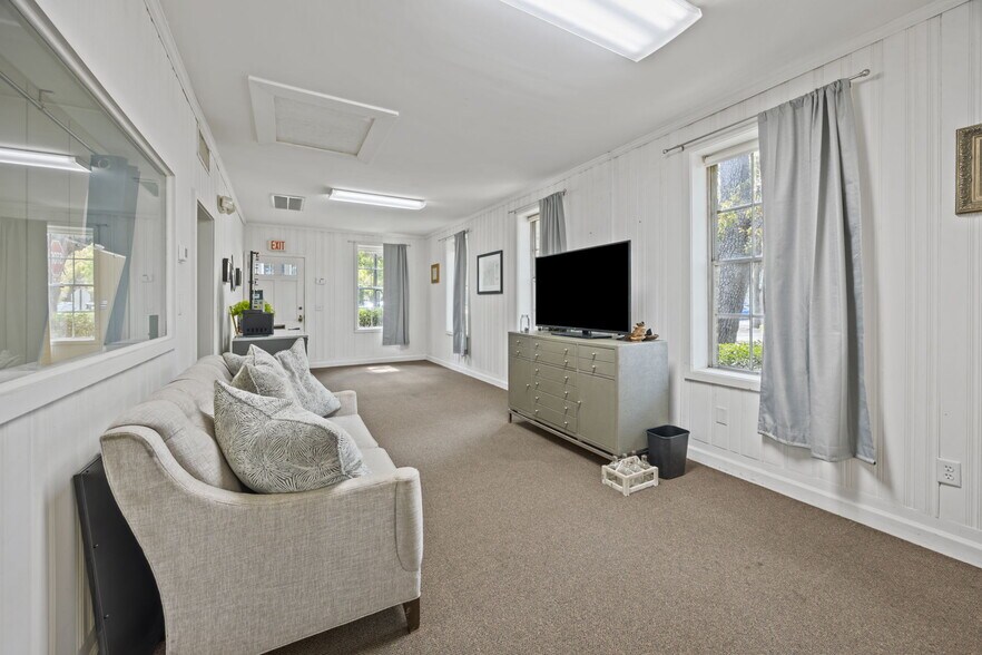 More Photos Of 112 Bull St, Charleston Office Residential For Sale