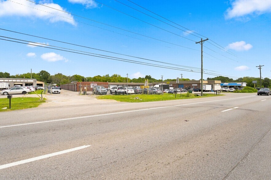 More Photos Of 5397 Murfreesboro Rd, La Vergne Freestanding For Sale