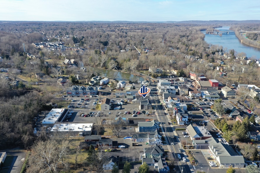 More Photos Of 15 S Main St, Yardley Freestanding For Lease