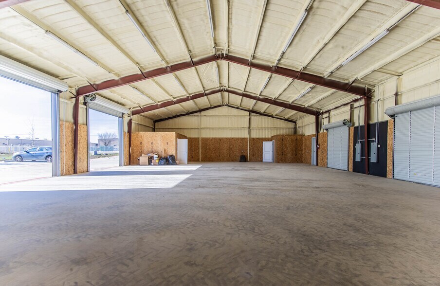 More Photos Of 803 S 2nd Ave, Mansfield Industrial For Sale