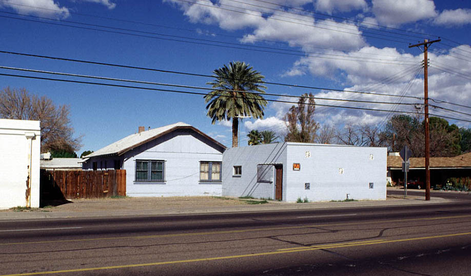Primary Photo Of 526 E Broadway Rd, Mesa Light Distribution For Lease