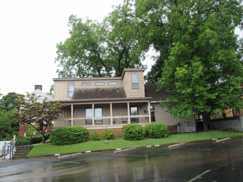 Primary Photo Of 219 8th St N, Columbus Office Residential For Lease