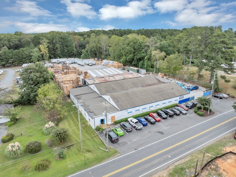 More Photos Of 6071 N Main St SE, Acworth Flex For Sale