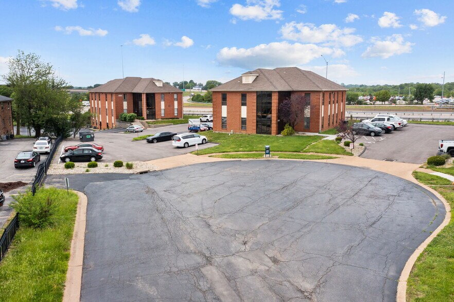 More Photos Of 4191 Crescent Dr, Saint Louis Medical For Lease