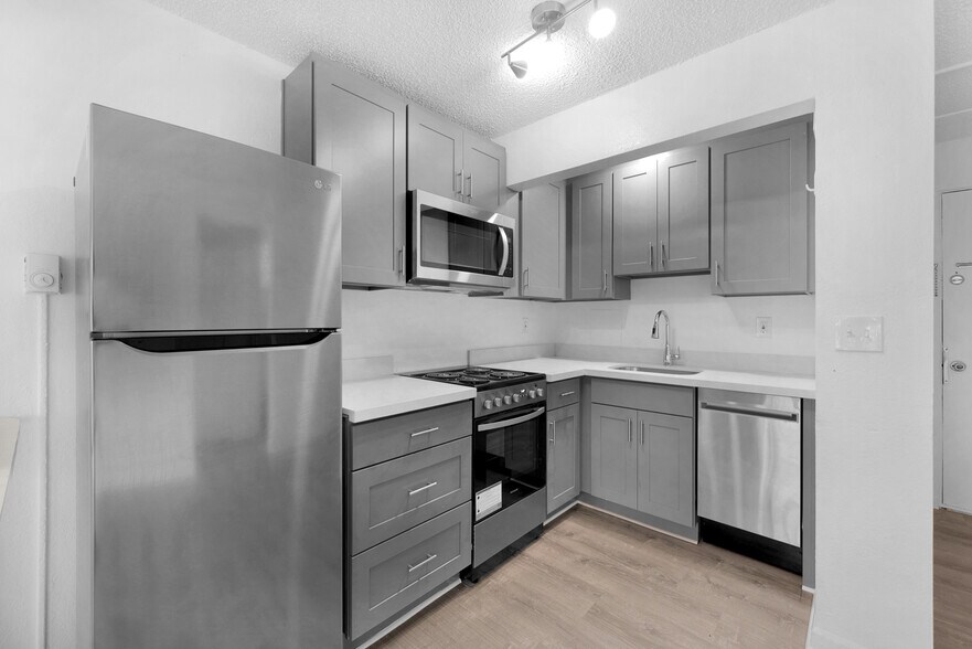 More Photos Of 2424 E Denny Way, Seattle Apartments For Sale