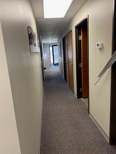 More Photos Of 2720 Superior Dr NW, Rochester Office For Lease