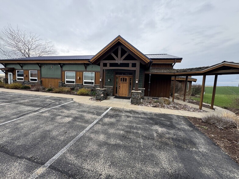 More Photos Of 4070 E Brigham Rd, Blue Mounds Office For Sale