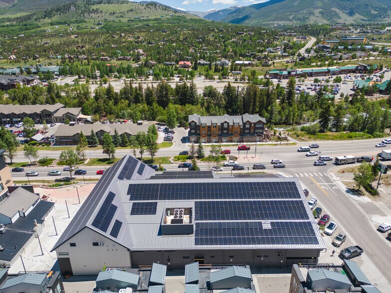 More Photos Of 325 Blue River Pky, Silverthorne Restaurant For Lease