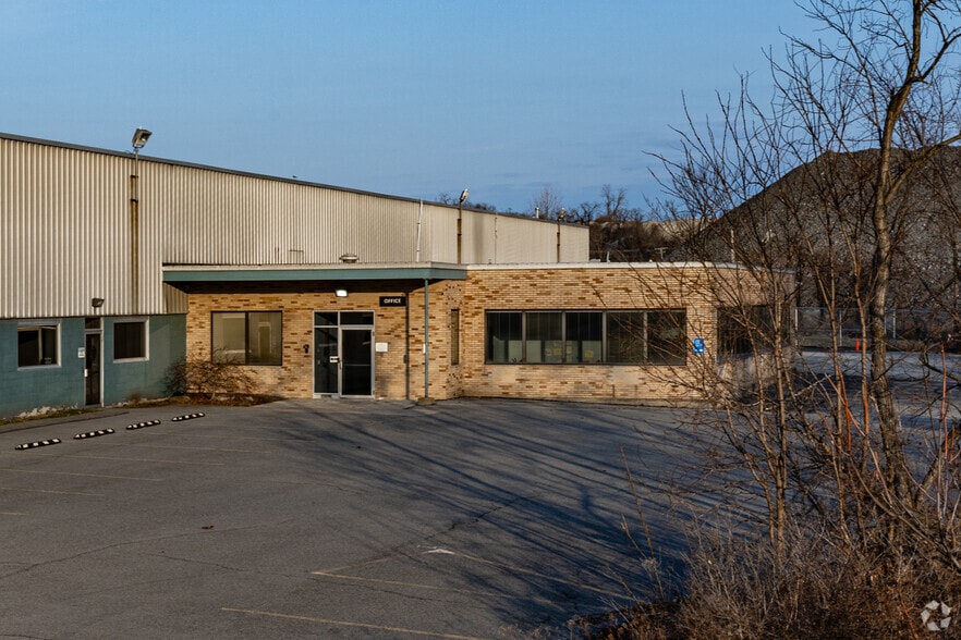 More Photos Of 4930 Buttermilk Hollow Rd, West Mifflin Manufacturing For Lease