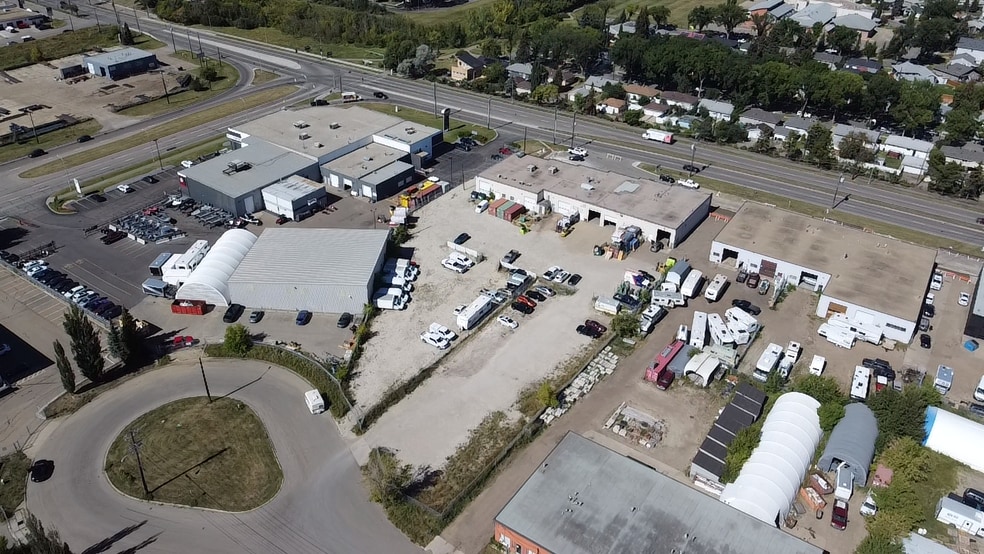 More Photos Of 8849/53 63 Avenue NW, Edmonton Showroom For Lease