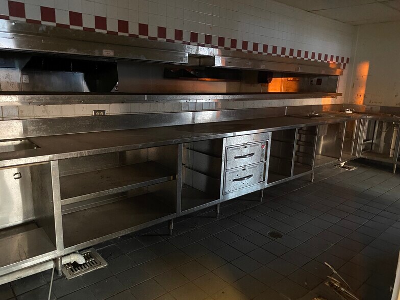 More Photos Of 33785 Van Dyke Ave, Sterling Heights Restaurant For Sale