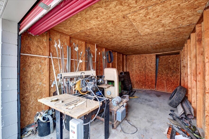 More Photos Of 133 W Blue Lick Rd, Shepherdsville Auto Repair For Sale