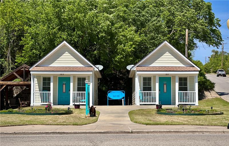More Photos Of 125-127 W Main St, Pawhuska Storefront For Sale