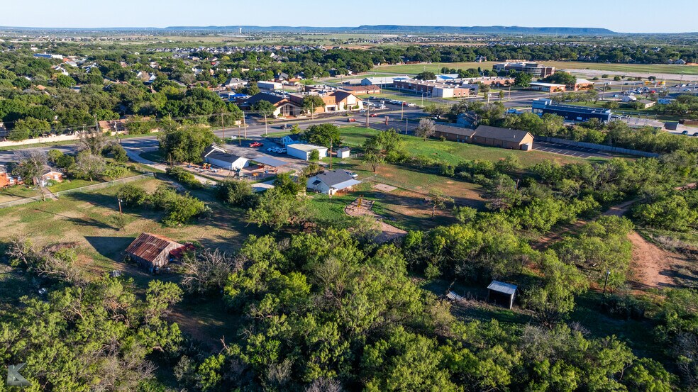 More Photos Of 6000 Buffalo Gap Rd, Abilene Daycare Center For Sale