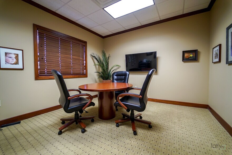 More Photos Of 3032 W Stolley Park Rd, Grand Island Office For Lease
