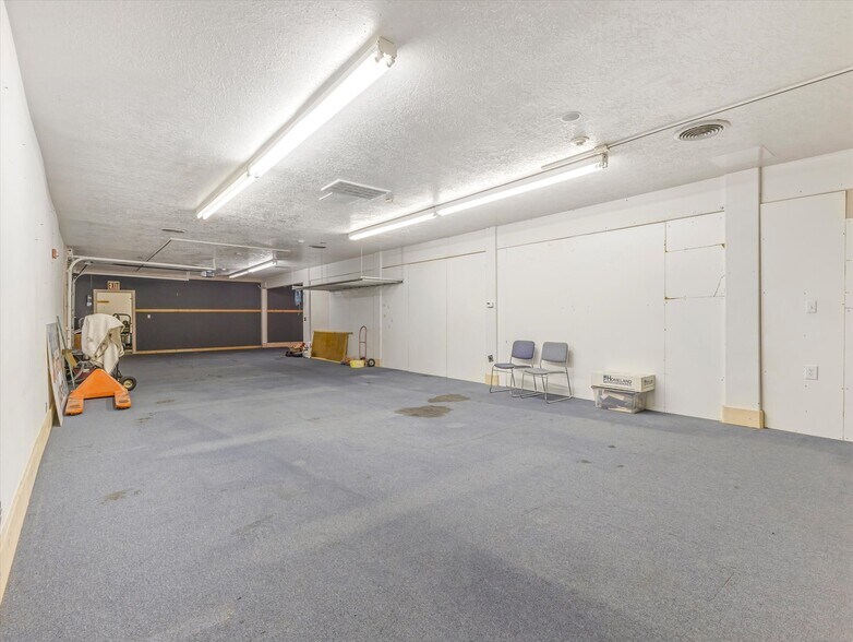More Photos Of 1355 W 465 S, Orem Manufacturing For Sale