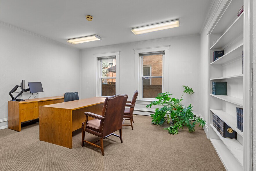 More Photos Of 851 Clarkson St, Denver Office For Sale