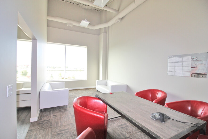 More Photos Of 18 Highland Park Way NE, Airdrie Distribution For Lease