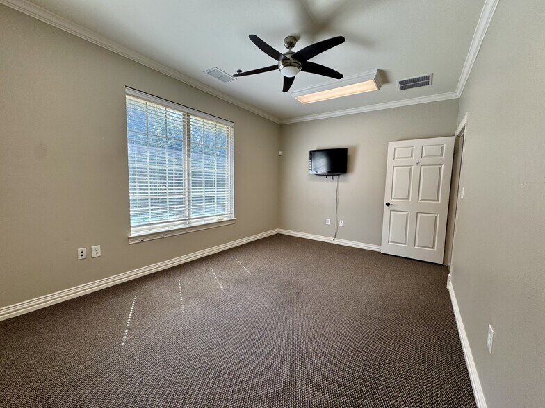 More Photos Of 8765 Stockard Dr, Frisco Medical For Sale