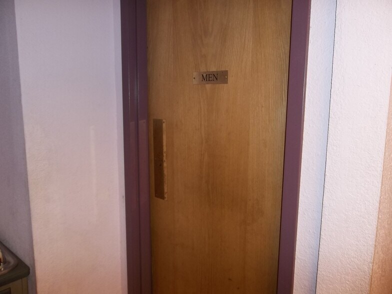 More Photos Of 1390 35th Pkwy Pky, Chanute Religious Facility For Sale