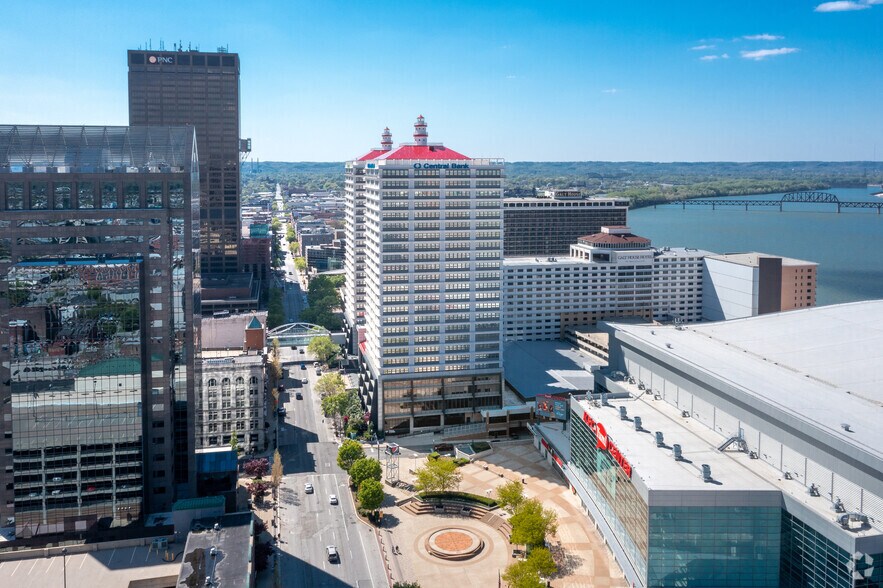 More Photos Of 325 W Main St, Louisville Unknown For Lease