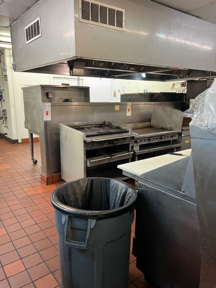 More Photos Of 55 N Litchfield Rd, Goodyear Hotel For Lease