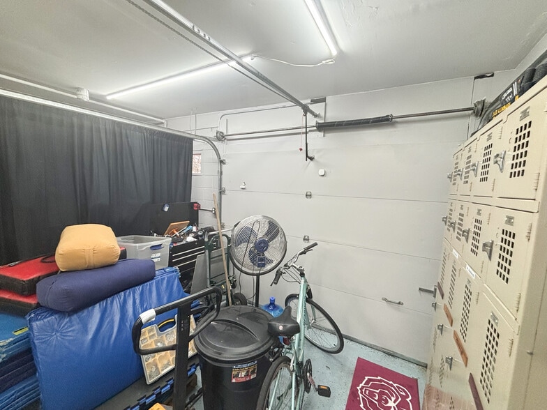 More Photos Of 112 E Jackson St, Willard General Retail For Sale