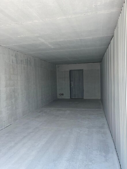 More Photos Of 3422 Palm Ave, Fort Myers Self Storage For Lease