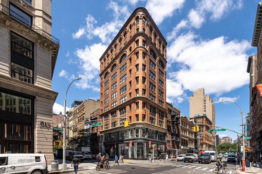 Primary Photo Of 821 Broadway, New York Office For Lease