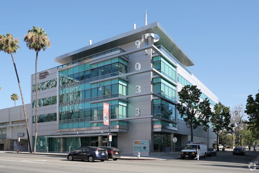More Photos Of 9033 Wilshire Blvd, Beverly Hills Medical For Lease
