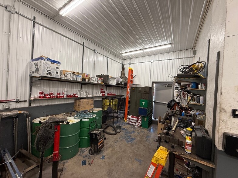 More Photos Of 2618 Lititz Pike, Lancaster Office For Sale