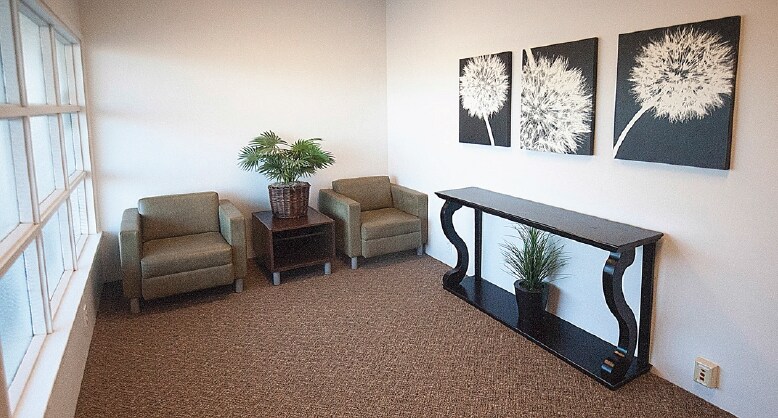 More Photos Of 2430-2434 Calaveras St, Fresno Office For Lease