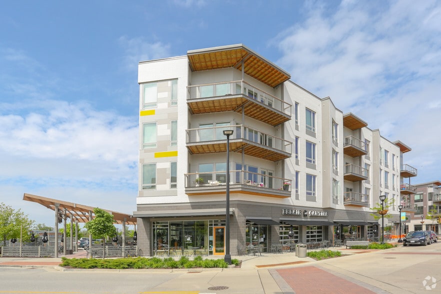 More Photos Of 7955-7973 S Main St, Oak Creek Apartments For Lease