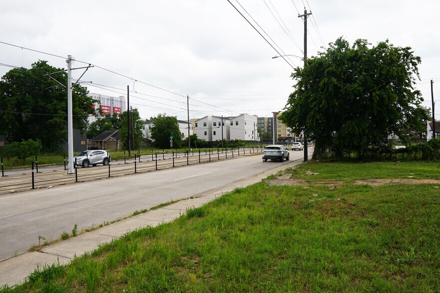 More Photos Of 2808 Scott St, Houston Land For Sale