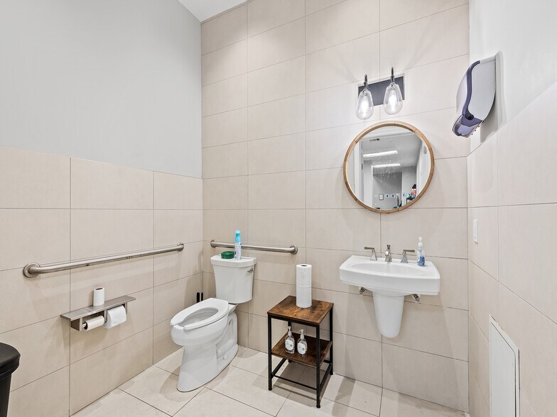 More Photos Of 1333 S Ocean Blvd, Pompano Beach Apartments For Lease