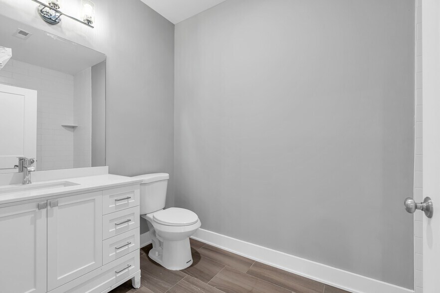 More Photos Of 33 Union Ave, Manasquan Apartments For Sale