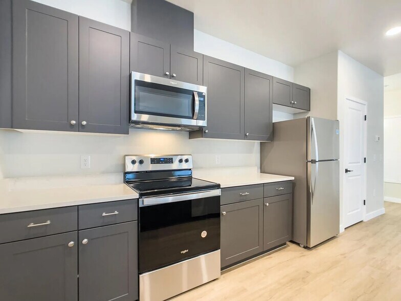 More Photos Of , Phoenix Multifamily For Sale