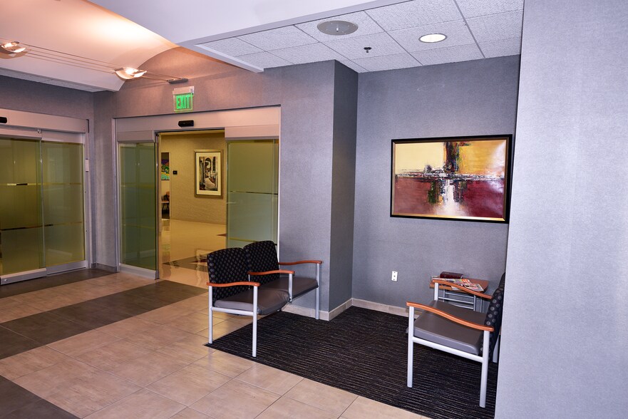 More Photos Of 200 Montgomery Hwy, Birmingham Office For Sale