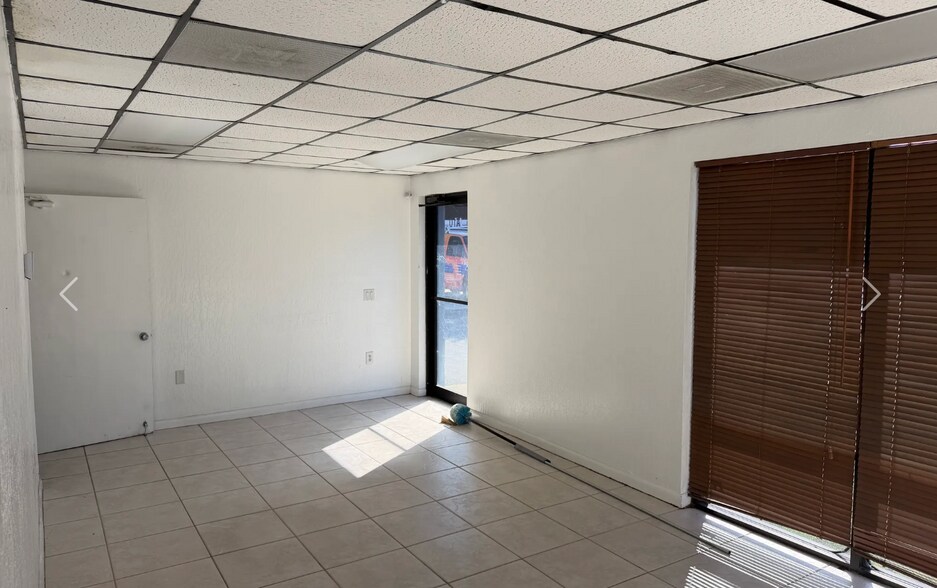 More Photos Of 700 S John Rodes Blvd, Melbourne Unknown For Lease