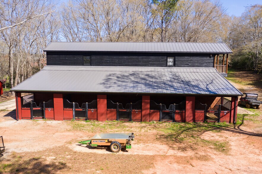 More Photos Of 685 N McDonough Rd, Griffin Land For Sale