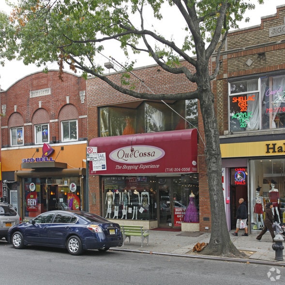 Primary Photo Of 30-76 Steinway St, Astoria Storefront Retail Office For Lease