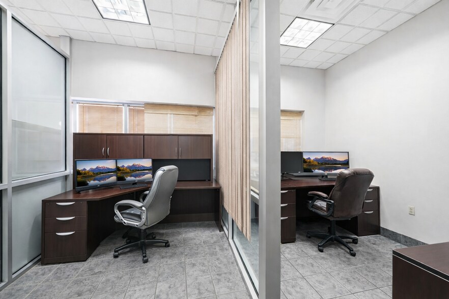 More Photos Of 2214 W Elk Ave, Elizabethton Auto Dealership For Sale