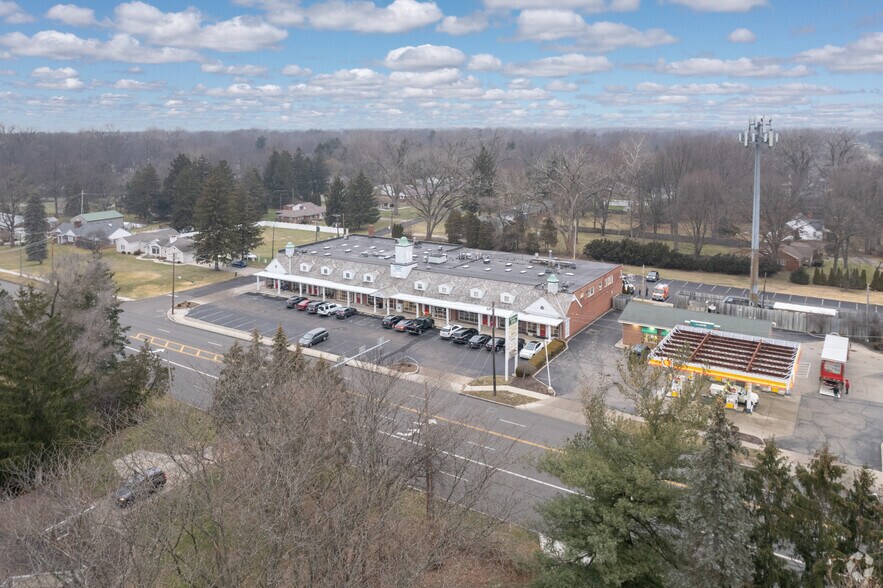 More Photos Of 4334 W Central Ave, Toledo Storefront For Lease
